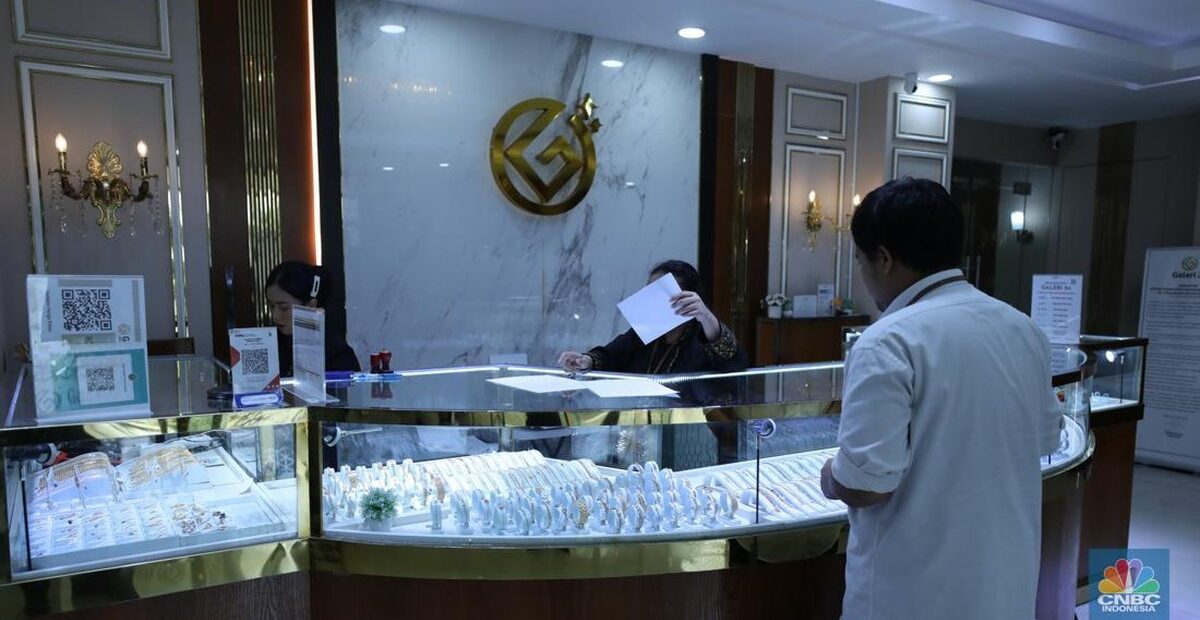 Ilustrasi harga emas Galeri 24 dan Antam hari ini