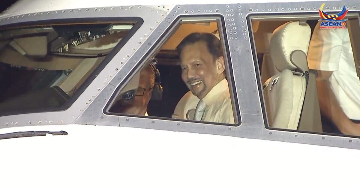 Sultan Brunei menerbangkan Boeing 747 ke KTT ASEAN 2026