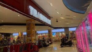 Transmart Full Day Sale dengan diskon hingga 50% untuk produk